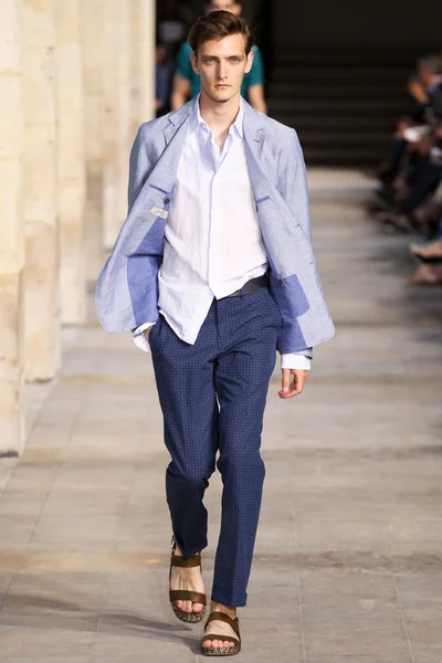 Look 6